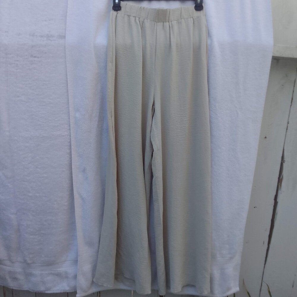 Bundle sunglasses&well-done luxury silky-soft wide-legs pants, brand new